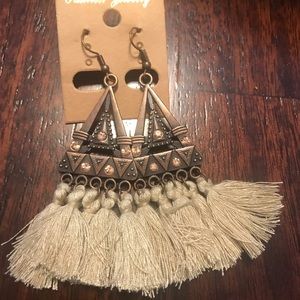 6 pairs of elegant earrings deferents colors